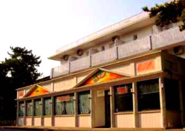 Hotel La Fenice Lignano Sabbiadoro Eksteriør billede