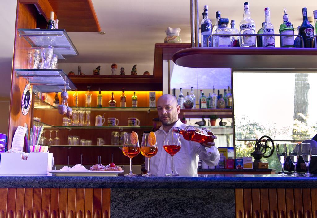Hotel La Fenice Lignano Sabbiadoro Eksteriør billede